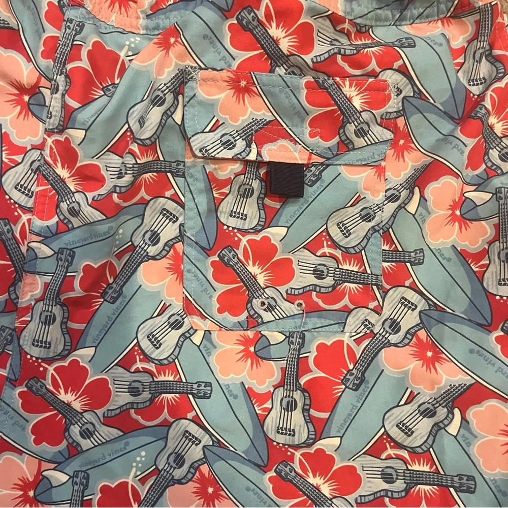 Vineyard Vines fun classic